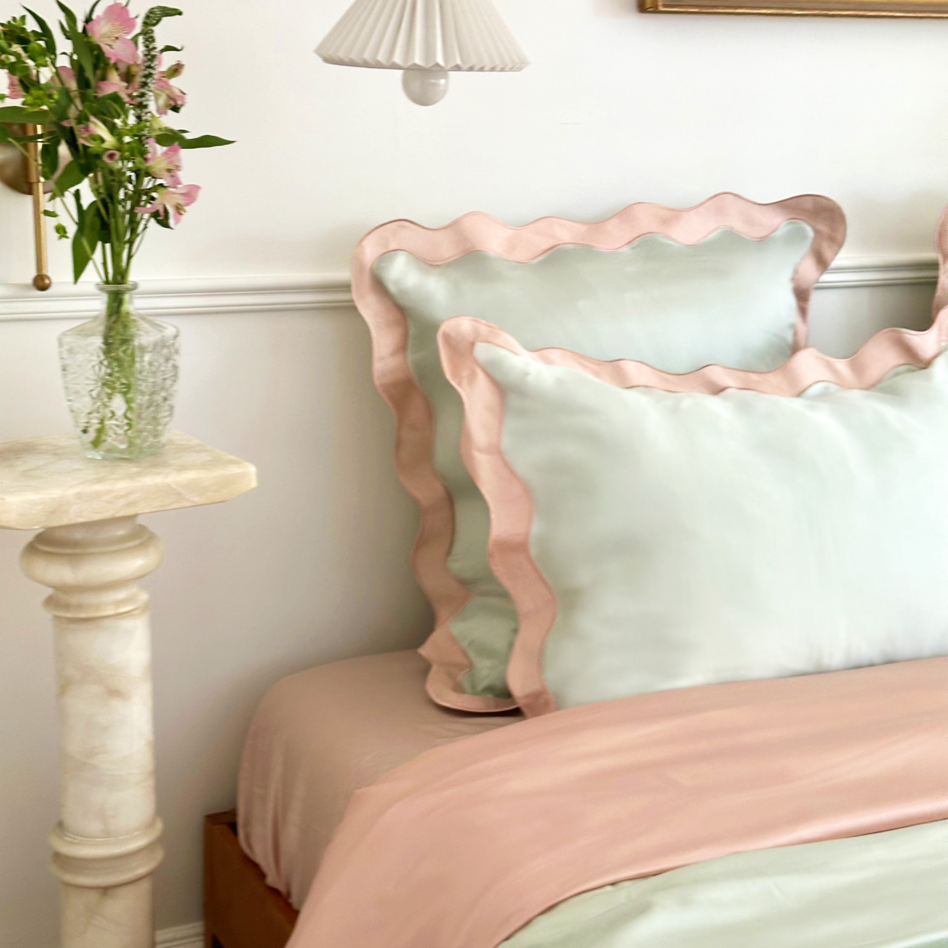 Eucalypso Scalloped Pillowcases (Set of 2)
