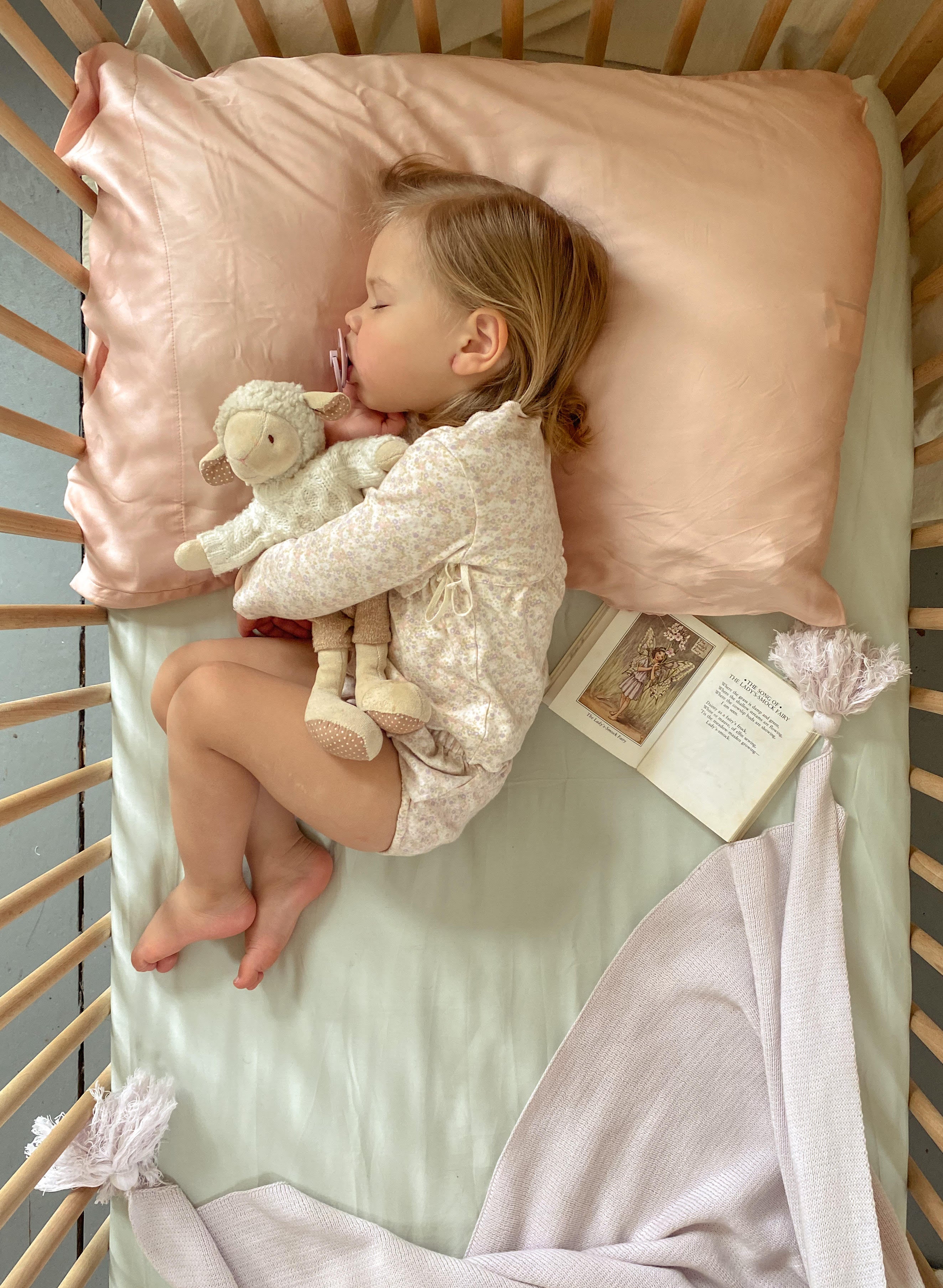 Eucalypso Baby Crib Sheets